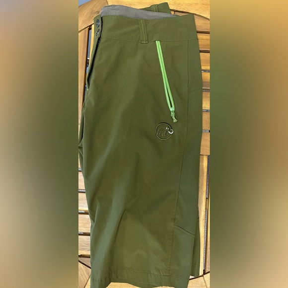 Mammut shorts NWOT - Picture 2 of 5